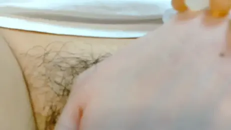 liliyRiSAcha-n webcam stripchat model stream image