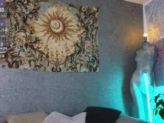 elissecinnamon webcam model stream image