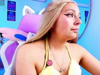 marceliinee webcam model stream image