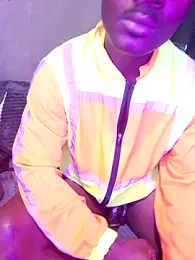 Petrossa webcam model stream image