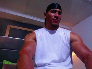 Teddy Fit webcam flirt4free model stream image
