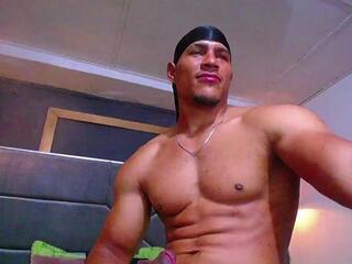 Teddy Fit webcam model stream image