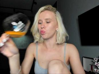 Sunlovv webcam model stream image
