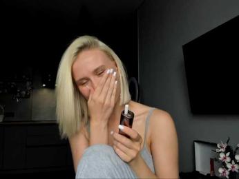 Sunlovv webcam model stream image