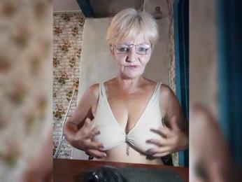 NikaGold45 webcam bongacams model stream image