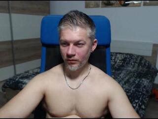 Robby Shaw webcam flirt4free model stream image