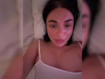AlexaHotty1 webcam bongacams model stream image