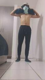 Coronaced webcam cam4 model stream image