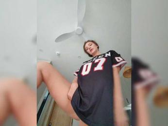 AnaMyself webcam model stream image
