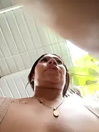 Rous-squir webcam stripchat model stream image