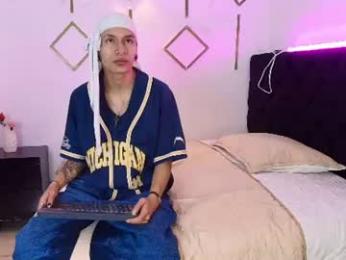 _kiitty webcam model stream image