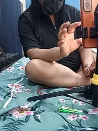 Snehalive webcam stripchat model stream image