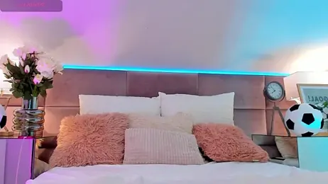 MiaMuse webcam model stream image