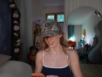 lucy_gooosey webcam model stream image