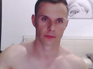 Andrrew Great webcam model stream image