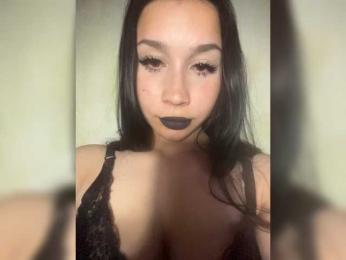 MarinaKisa webcam model stream image
