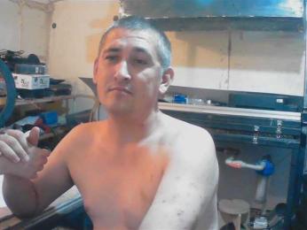 DenMaretxx webcam model stream image