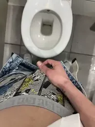 Turkishleo webcam model stream image