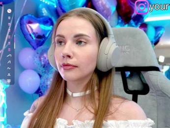 VikkiExtraCheese bongacams stream image, 19.05.2025 17:50