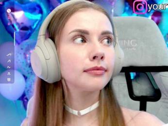 VikkiExtraCheese bongacams stream image, 19.05.2025 17:50