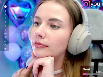 VikkiExtraCheese bongacams stream image, 19.05.2025 17:50