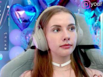VikkiExtraCheese bongacams stream image, 19.05.2025 17:50