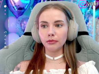 VikkiExtraCheese bongacams stream image, 19.05.2025 17:50