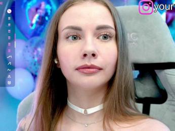 VikkiExtraCheese bongacams stream image, 19.05.2025 17:50