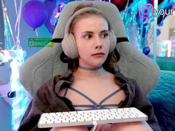 VikkiExtraCheese bongacams stream image, 23.05.2025 20:50