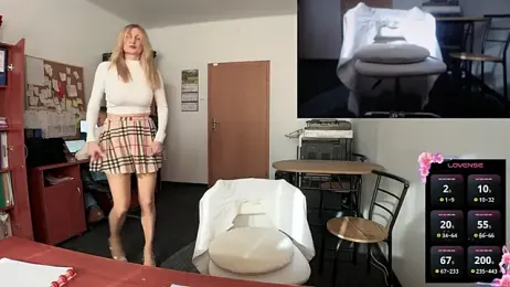 legsLONG stripchat stream image, 10.02.2025 07:30