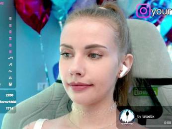 VikkiExtraCheese bongacams stream image, 17.06.2025 21:10