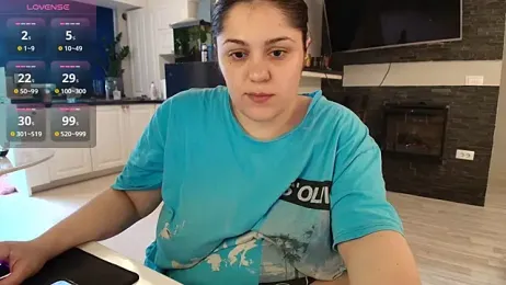Layla- stripchat stream image, 19.06.2025 10:20