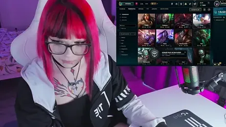 Yumi_Youkai stripchat stream image, 25.06.2025 01:50