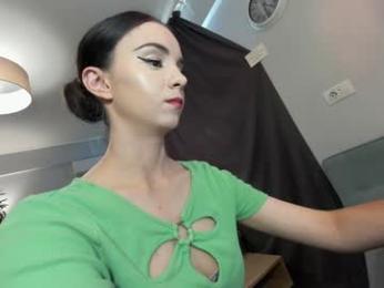 ehotlovea chaturbate stream image, 04.07.2025 01:30