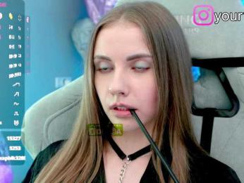 VikkiExtraCheese bongacams stream image, 10.07.2025 22:00