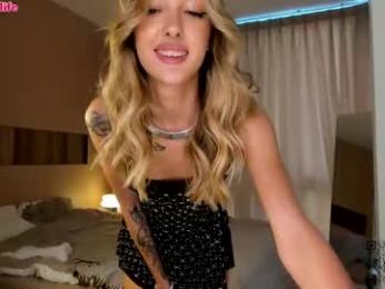 shinyways chaturbate stream image, 16.07.2025 03:00