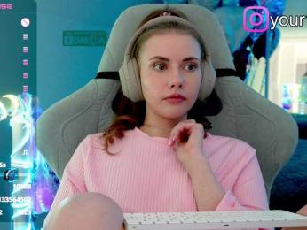 VikkiExtraCheese bongacams stream image, 23.07.2025 18:00