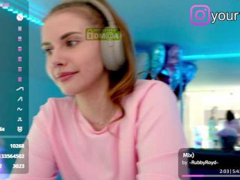 VikkiExtraCheese bongacams stream image, 23.07.2025 18:00