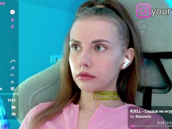 VikkiExtraCheese bongacams stream image, 28.07.2025 23:30