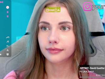 VikkiExtraCheese bongacams stream image, 04.08.2025 19:10