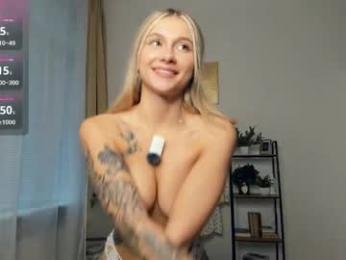 glossybabe_ chaturbate stream image, 06.08.2025 08:40