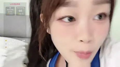 yueyue2003 stripchat stream image