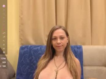 onebigkiss chaturbate stream image, 18.08.2025 04:50