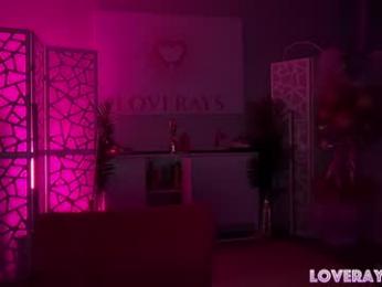saraloverays chaturbate stream image, 19.08.2025 02:50
