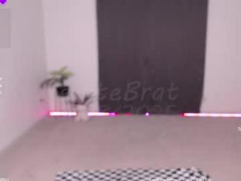 petitebrat chaturbate stream image, 23.08.2025 18:20