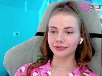 VikkiExtraCheese bongacams stream image, 25.08.2025 17:10
