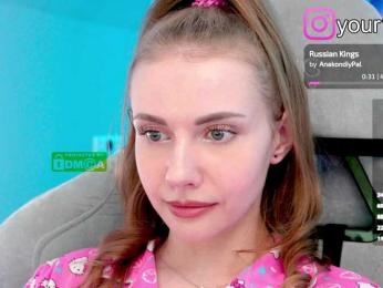 VikkiExtraCheese bongacams stream image, 25.08.2025 17:10