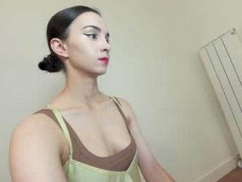 ehotlovea chaturbate stream image, 26.08.2025 23:00