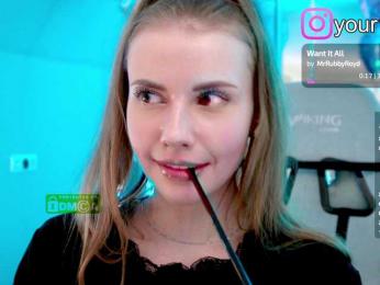 VikkiExtraCheese bongacams stream image, 29.08.2025 02:20