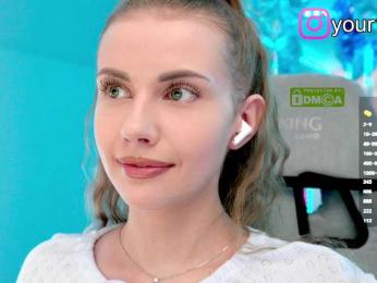 VikkiExtraCheese bongacams stream image, 01.09.2025 16:30